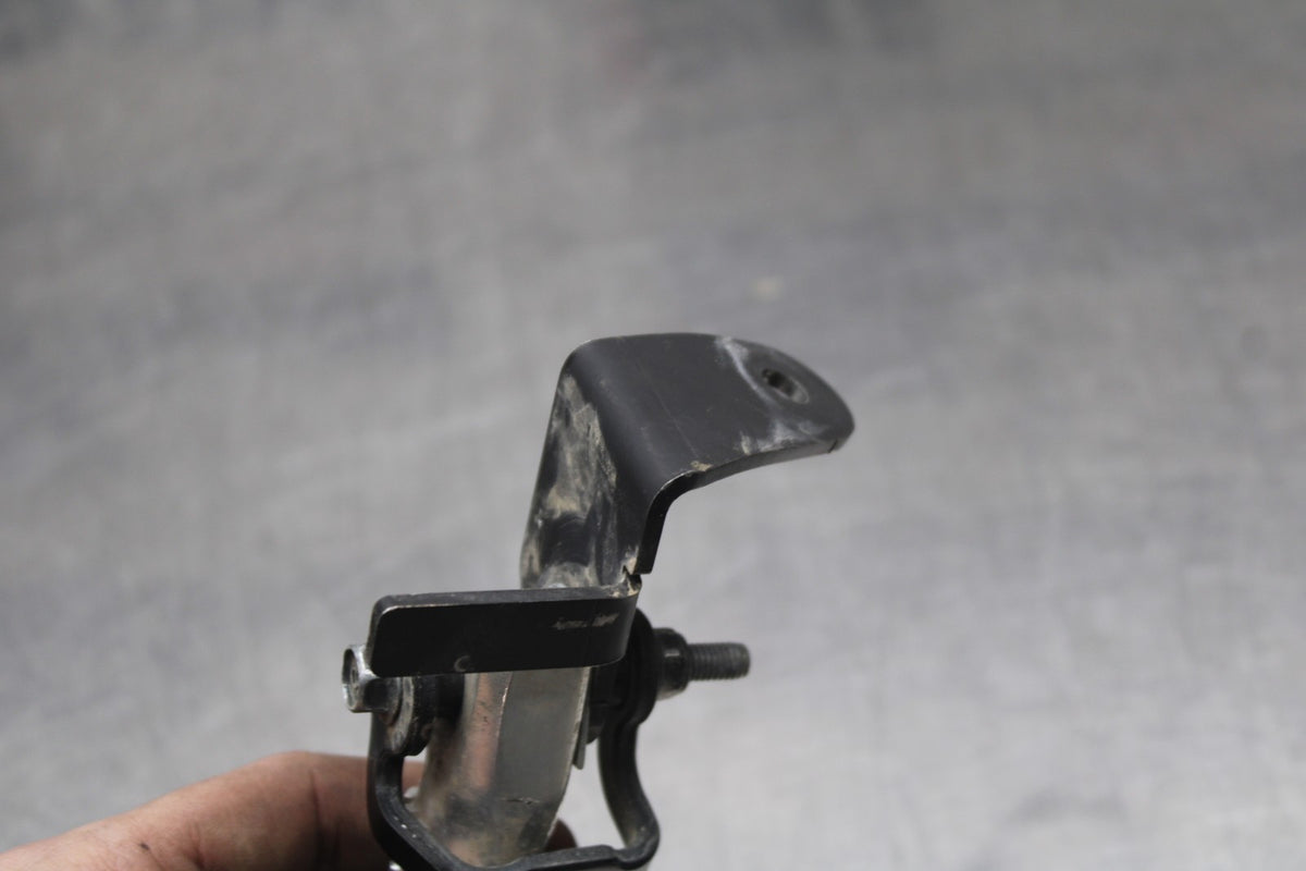22-25 YAMAHA YZF R7 RIGHT REAR BACK PASSENGER PEG BB769