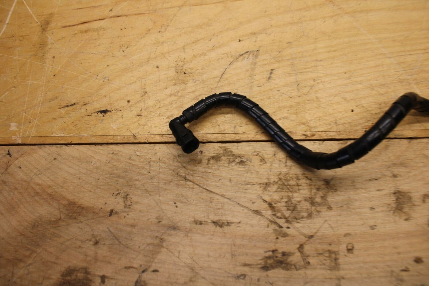 09-10 SUZUKI BOULEVARD M109R FUEL HOSE GAS LINE TUBE PIPE BB318