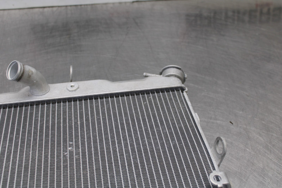 22-25 YAMAHA YZF R7 ENGINE RADIATOR MOTOR COOLER COOLING RADIATER BB00