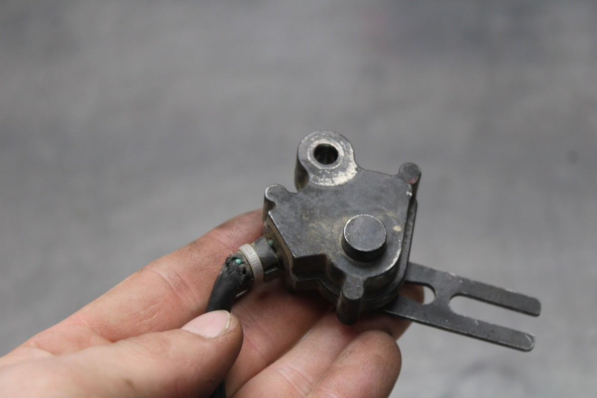 25 KAWASAKI Z900 KICKSTAND SIDE KICK STAND SENSOR BB928
