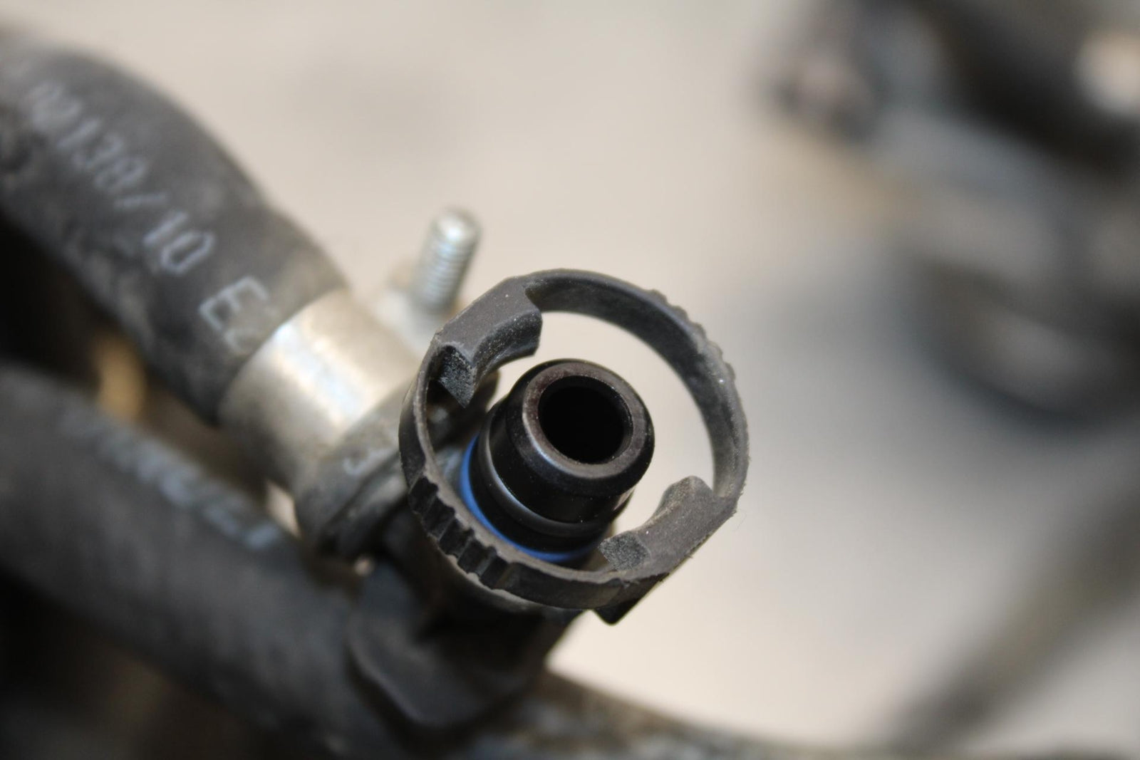 2005 Ducati Monster S2R MAIN FUEL INJECTORS / THROTTLE BODIES BB557