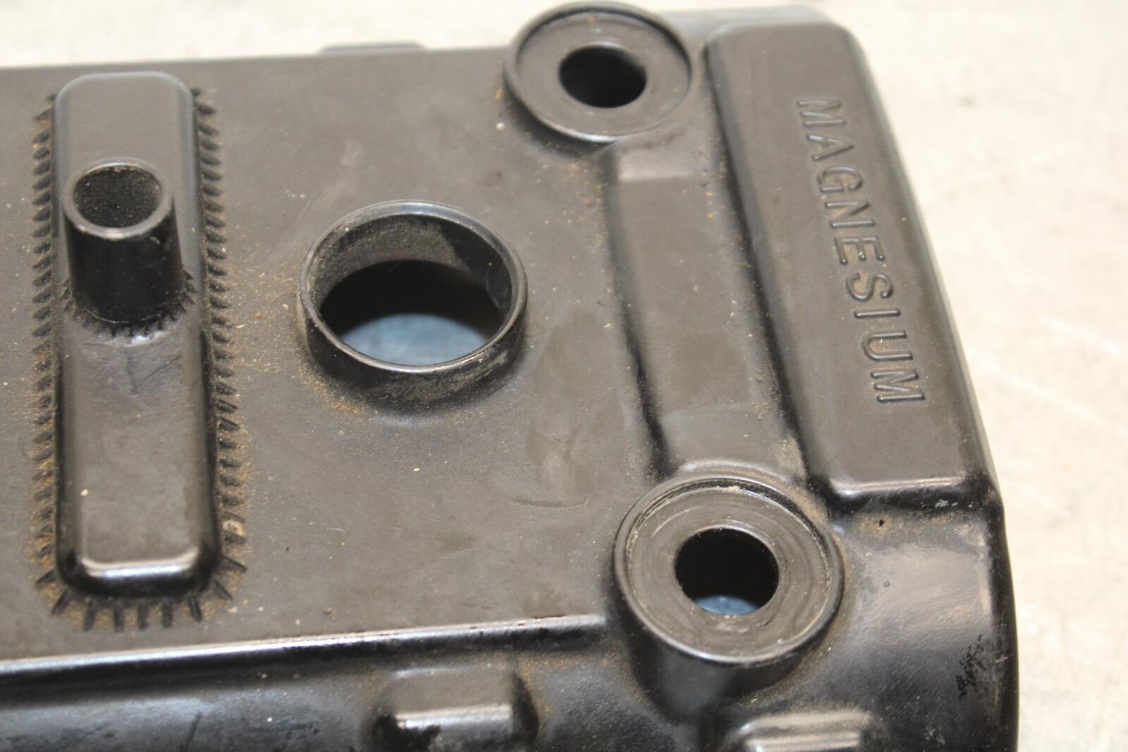 06-07 SUZUKI GSXR 600 750 ENGINE TOP END CYLINDER HEAD COVER BB98