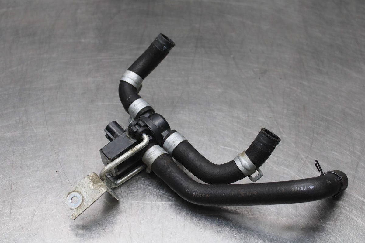 11-24 SUZUKI GSXR750 AIR VALVE SOLENOID TOP ENGINE SWITCH SENSOR BB630
