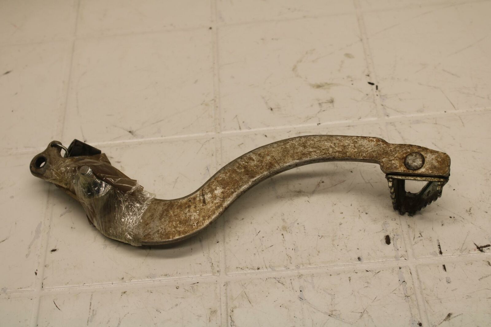 2004 Honda CRF450R RIGHT REARSET BRAKE FOOT PEDAL BB17