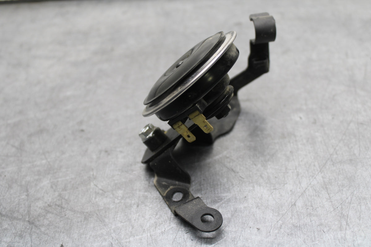 24 KAWASAKI NINJA 500 ABS HORN SIGNAL BB730