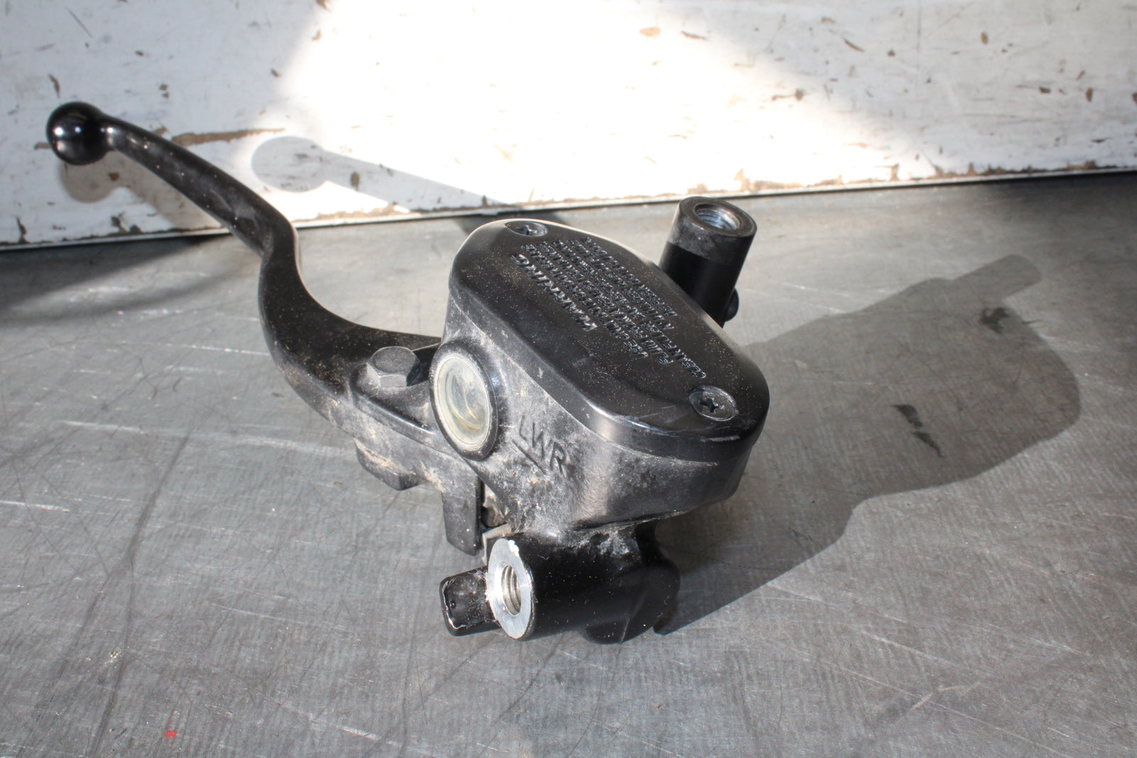 19-22 KAWASAKI Z400 FRONT BRAKE MASTER CYLINDER w/ LEVER BB708