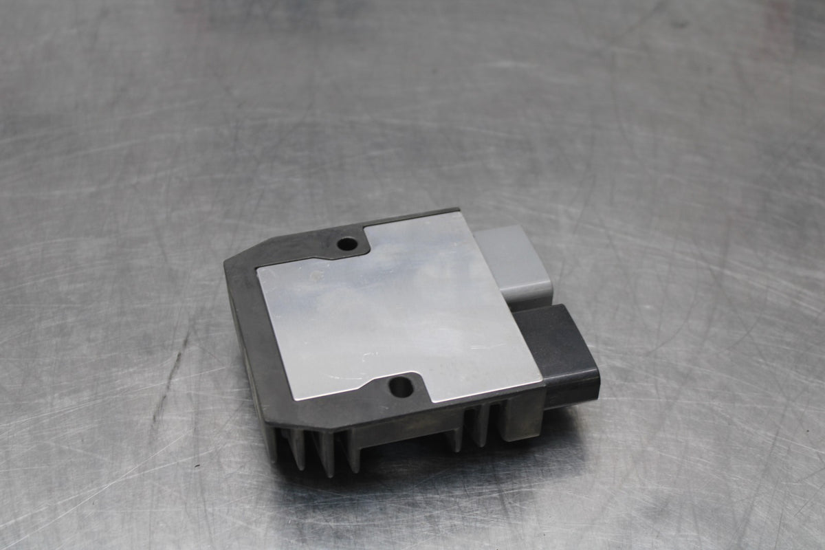 16 DUCATI 959 PANIGALE RECTIFIER VOLTAGE REGULATOR BB912