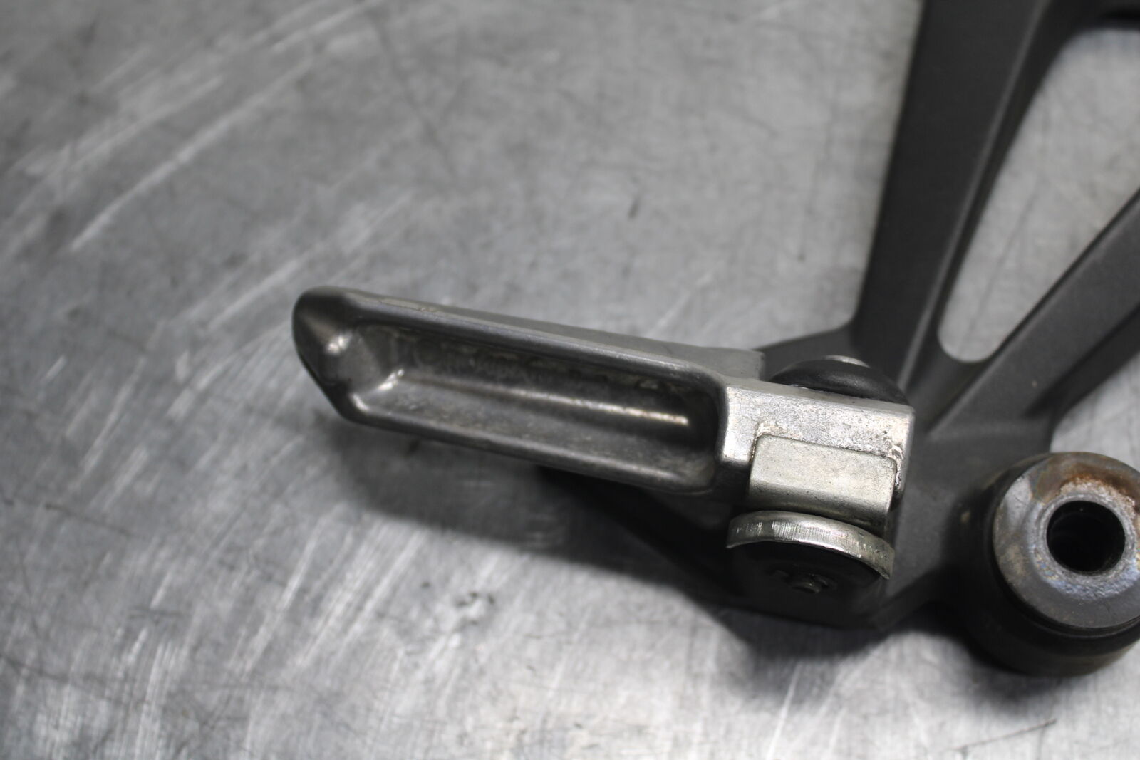 08-12 KAWASAKI NINJA 250R EX250J REAR BACK PASSENGER PEG SET PAIR BB111