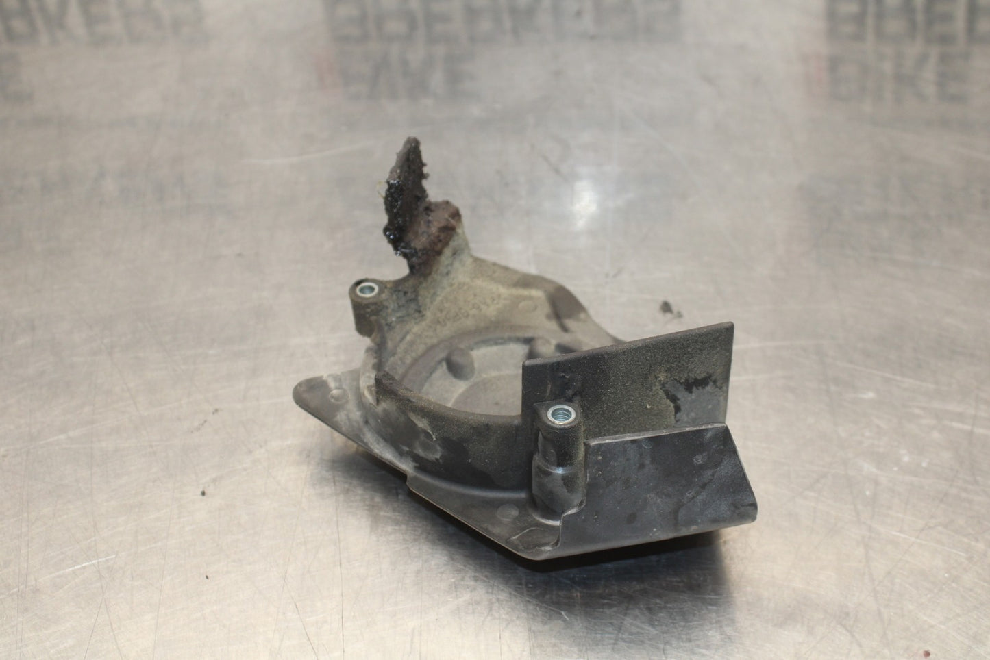 09-10 KAWASAKI ER-6N ENGINE SPROCKET COVER BB205