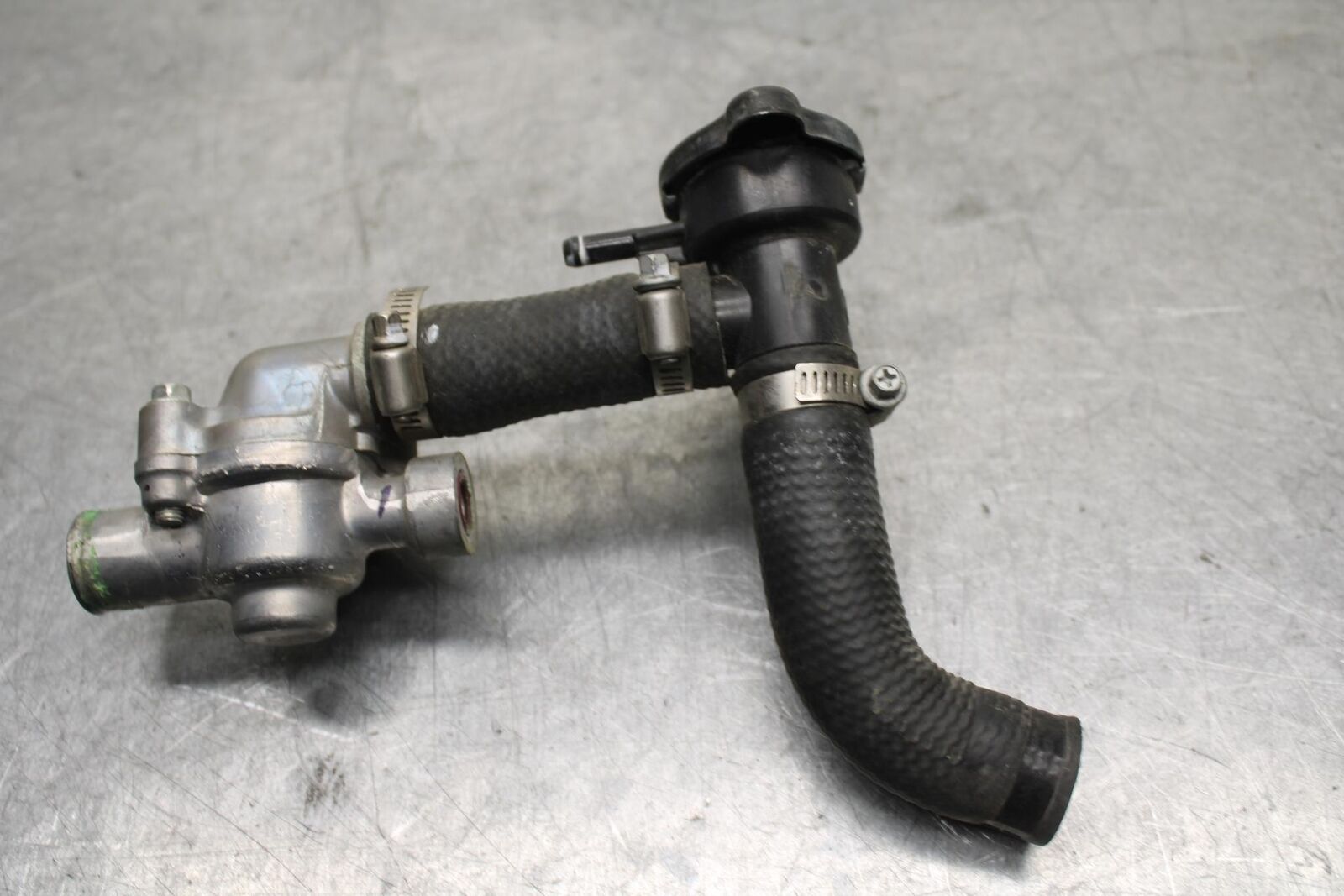 15-16 KAWASAKI EX300 THERMOSTAT ENGINE COOLANT WITH HOUSING BB635