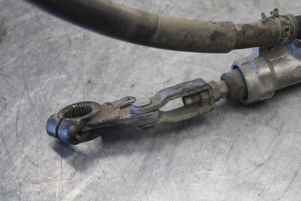 05-06 YAMAHA ROYAL STAR REAR BACK BRAKE MASTER CYLINDER W RESERVOIR BB697