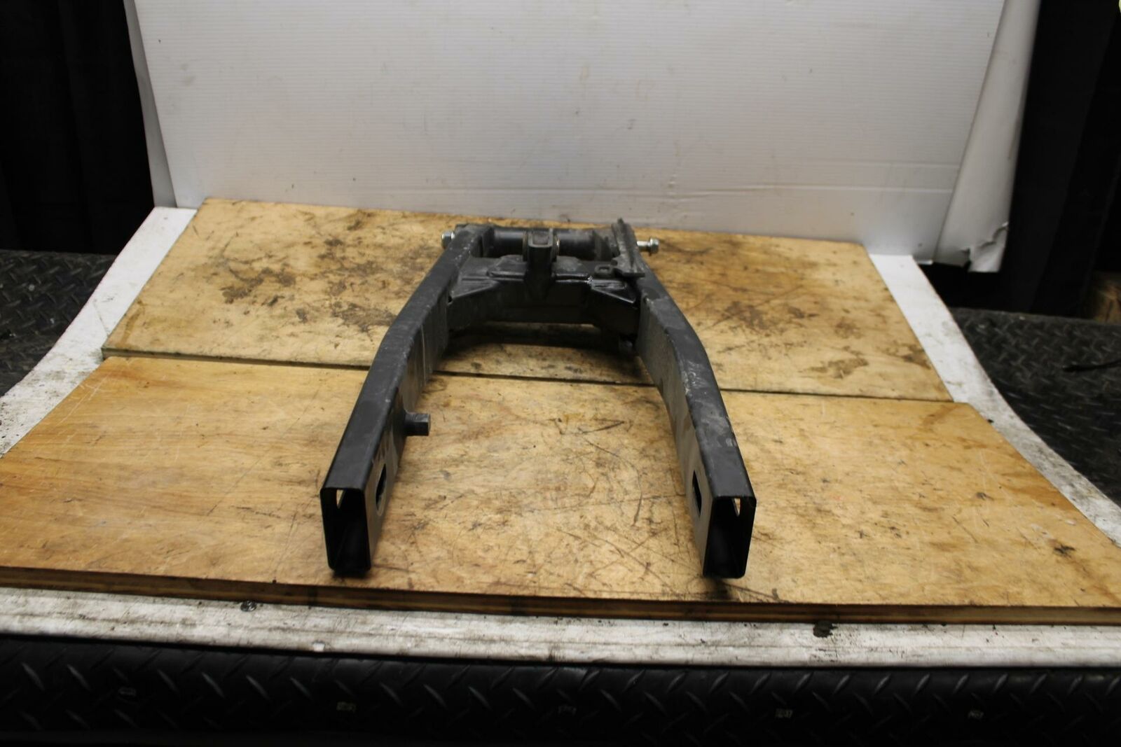 16-18 HONDA CBR500R REAR SWINGARM BACK SUSPENSION SWING ARM BB345