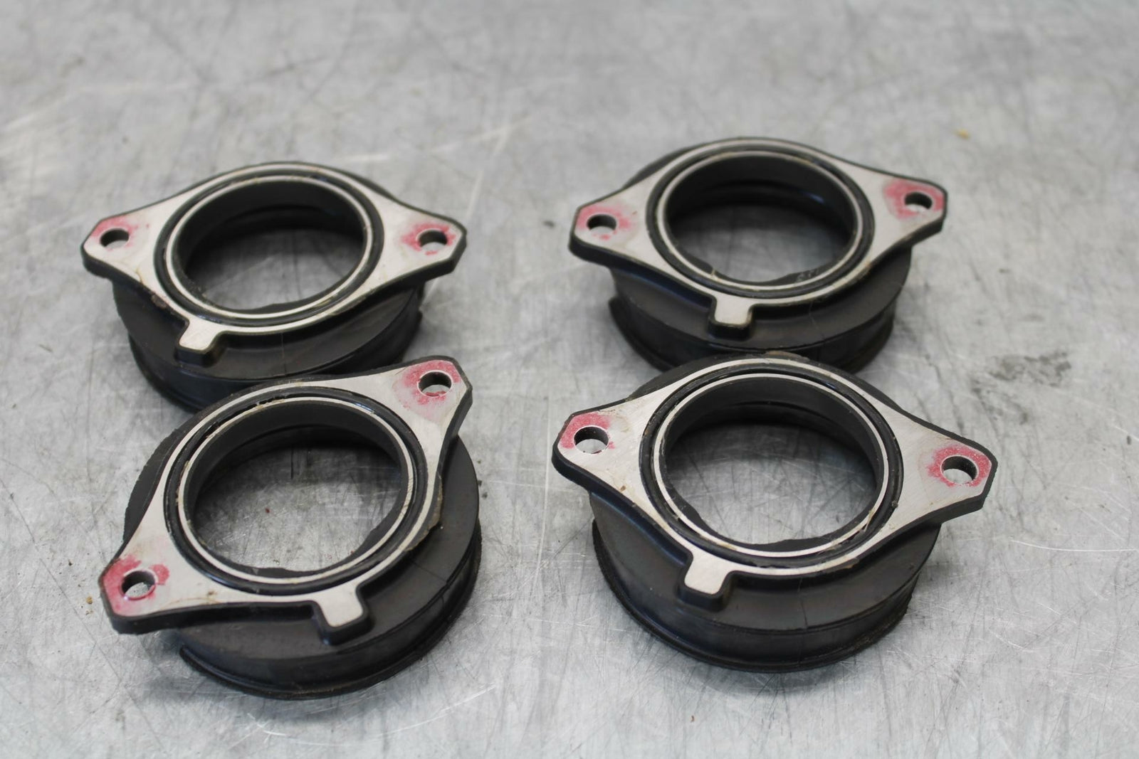 19-20 KAWASAKI NINJA ZX6R MANIFOLD INTAKE BOOTS BB419