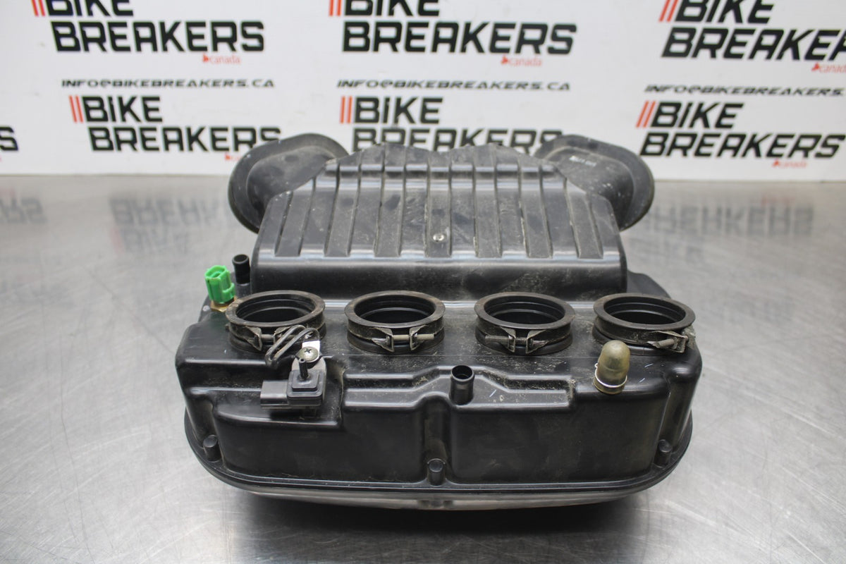 04-05 SUZUKI GSXR600 AIRBOX AIR INTAKE FILTER BOX BB792