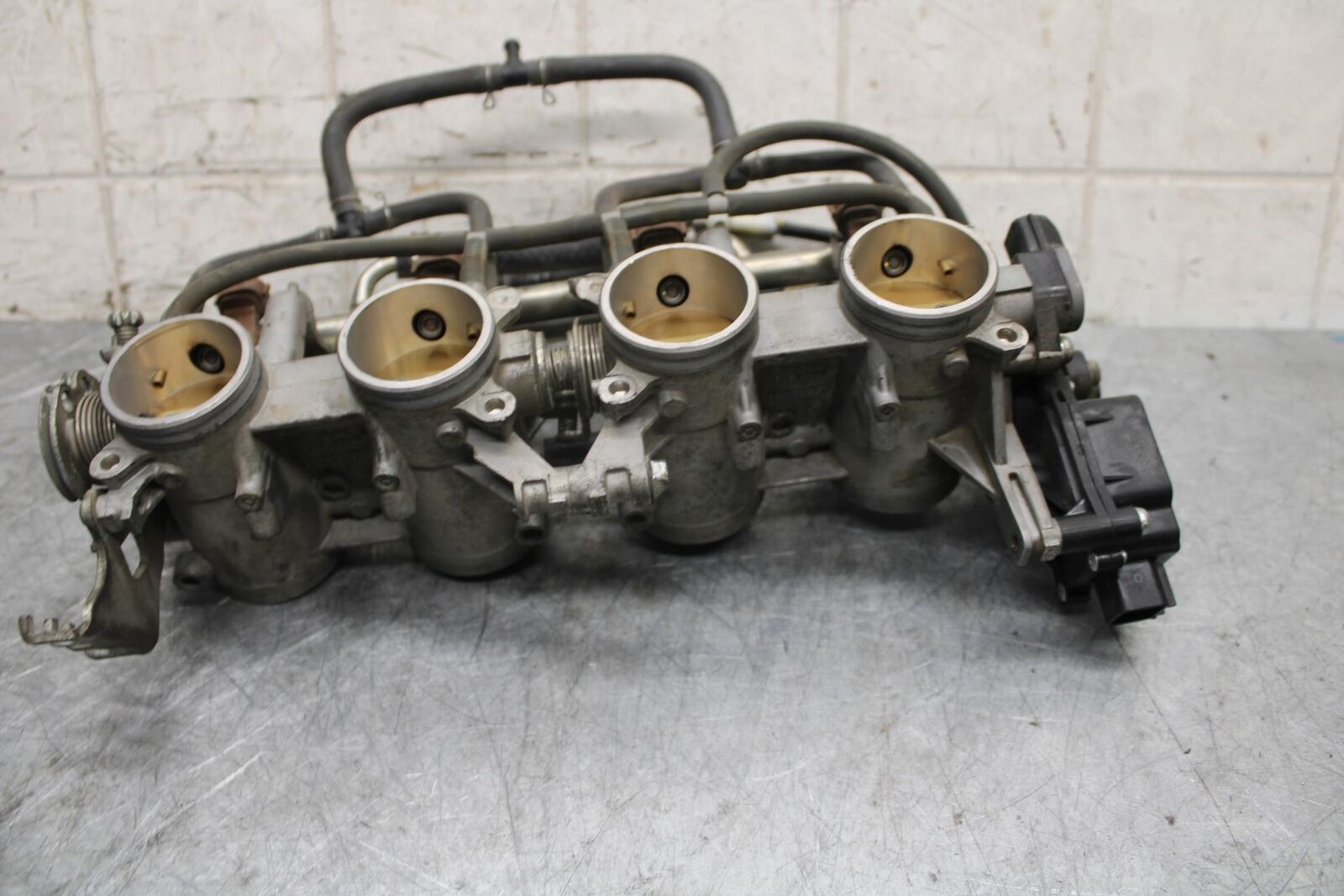 2007 Suzuki GSXR600 MAIN FUEL INJECTORS / THROTTLE BODIES 13405-01H01 BB540