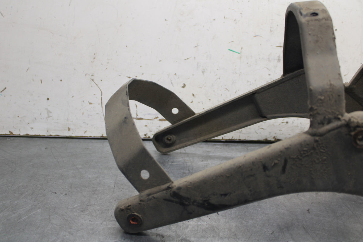 05-06 YAMAHA ROYAL STAR REAR FENDER SUPPORT FRAME SUBFRAME 4XY-21190-02-00 BB697