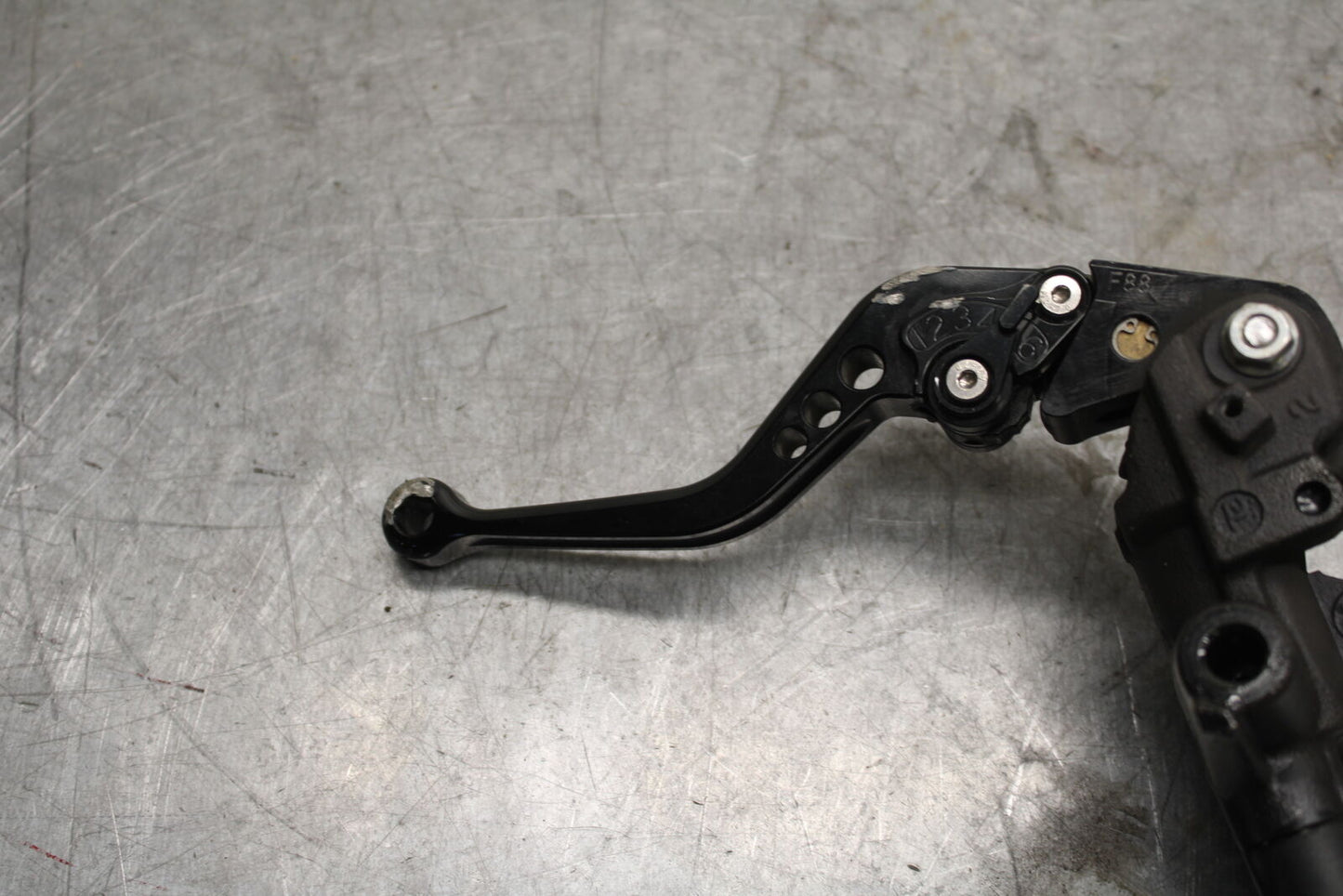 13-18 KAWASAKI NINJA ZX6R FRONT BRAKE MASTER CYLINDER w/ LEVER  BB682