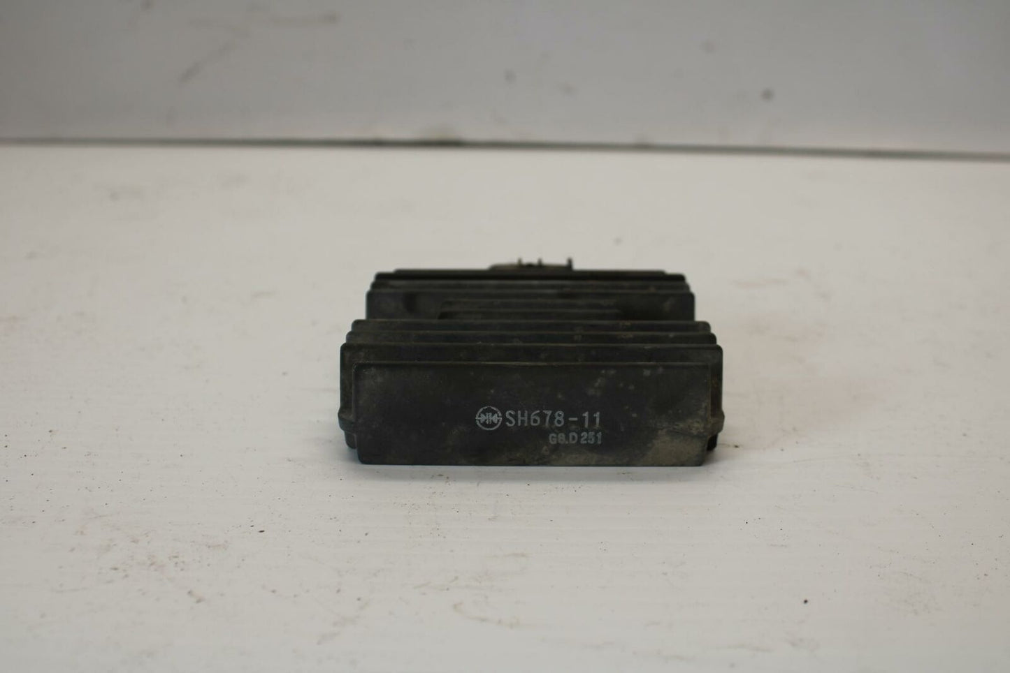 08-16 YAMAHA YZF R6 RECTIFIER VOLTAGE REGULATOR BB273