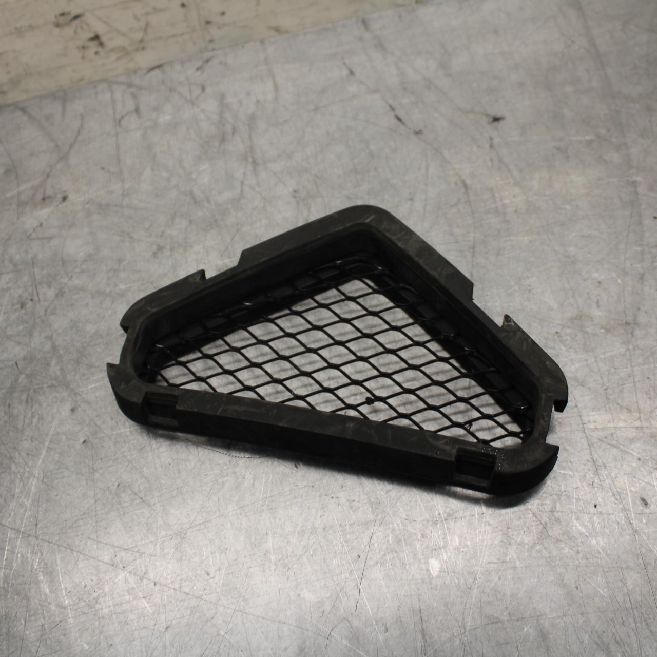 05-06 KAWASAKI NINJA ZX6R AIR INTAKE GRILL BB505