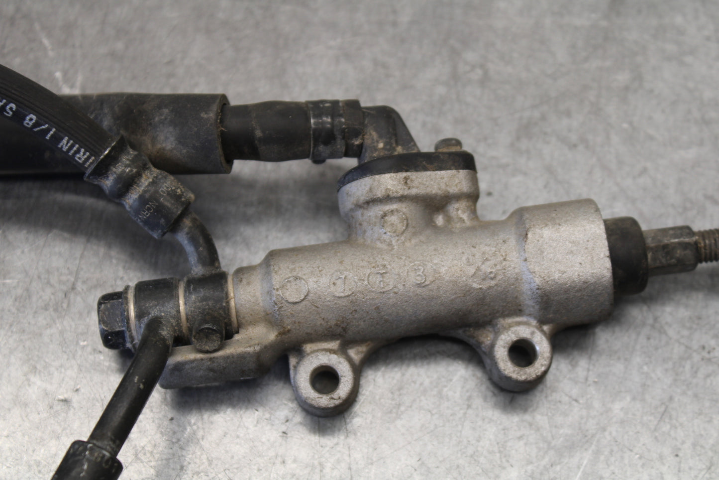 04-12 HONDA ST1300A REAR BACK BRAKE MASTER CYLINDER W RESERVOIR BB669