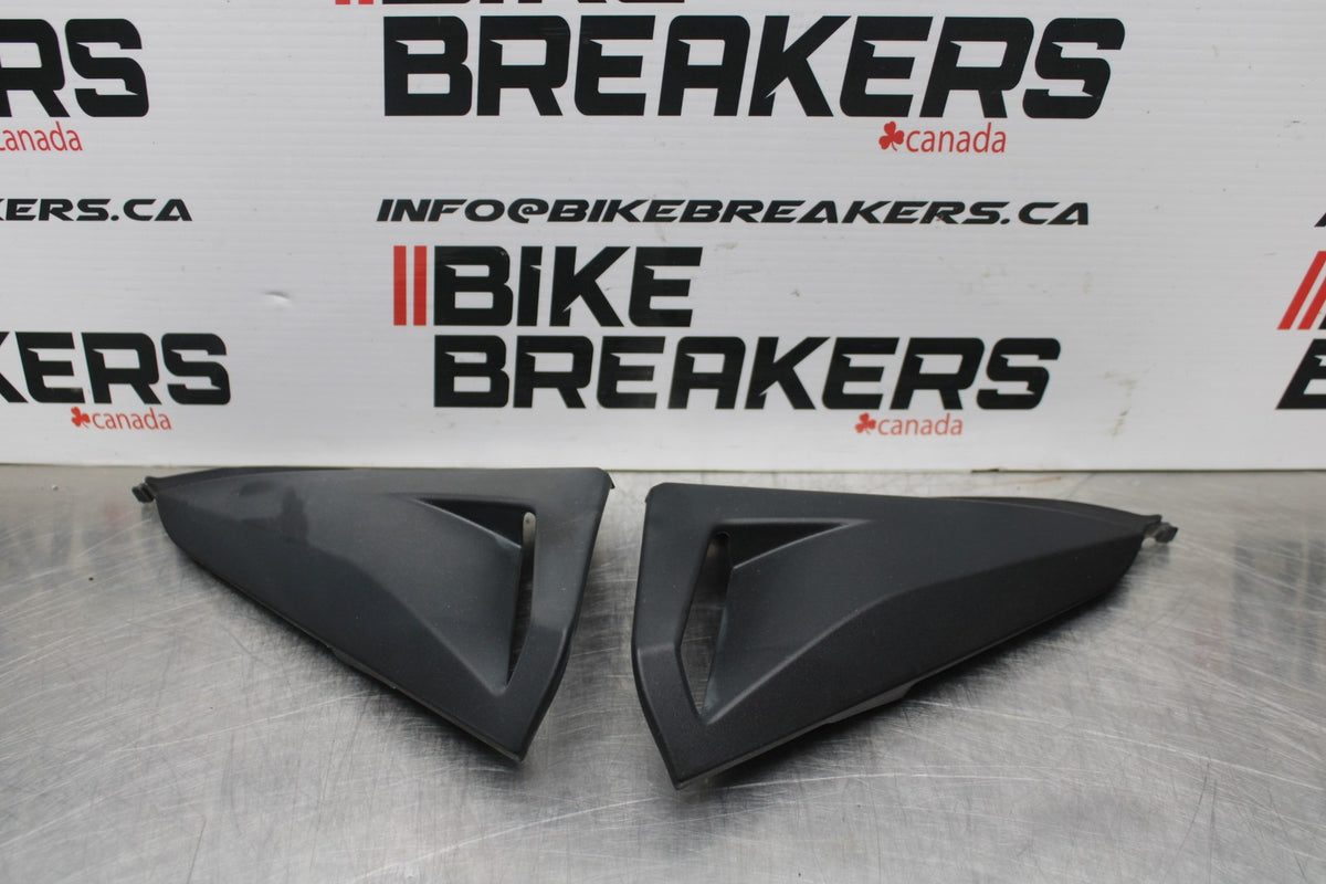 12 HONDA CB1000R RIGHT LEFT MID SIDE COVERS COWLS PANELS TRIM  BB200