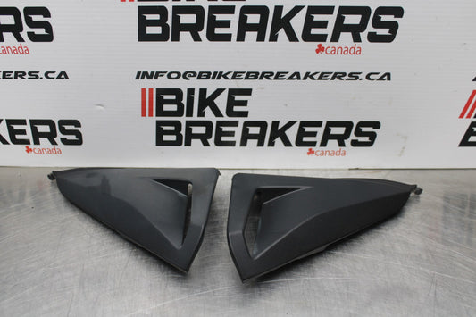 12 HONDA CB1000R RIGHT LEFT MID SIDE COVERS COWLS PANELS TRIM  BB200