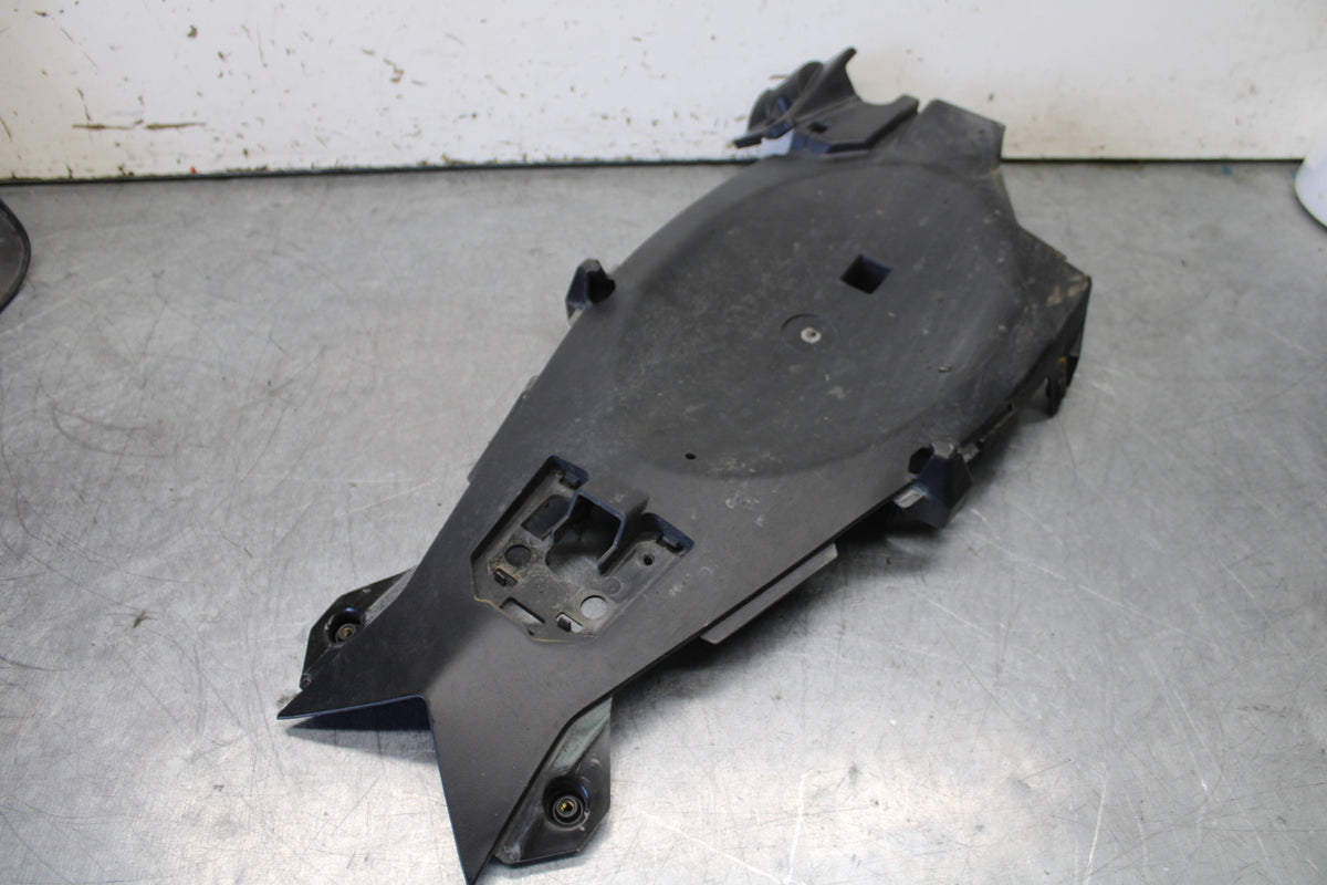 12-17 KAWASAKI ER-6N Z650 REAR BACK TAIL UNDERTAIL FAIRING COWL FENDER BB709