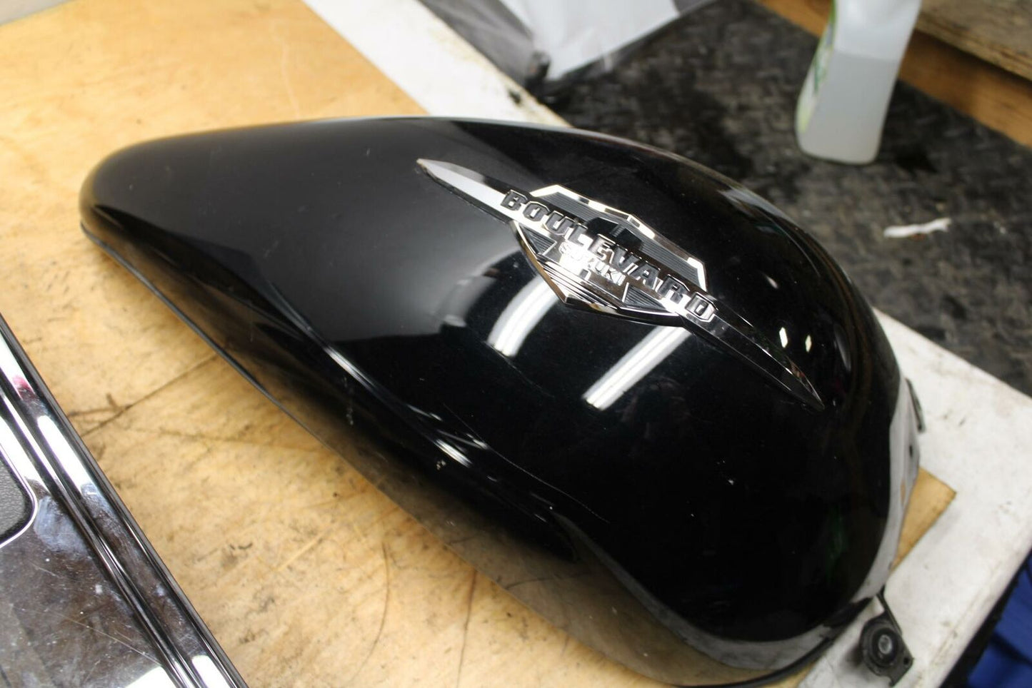 05-09 SUZUKI BOULEVARD C90 GAS TANK COVER TRIM PANELCOWL FAIRING SET  BB332