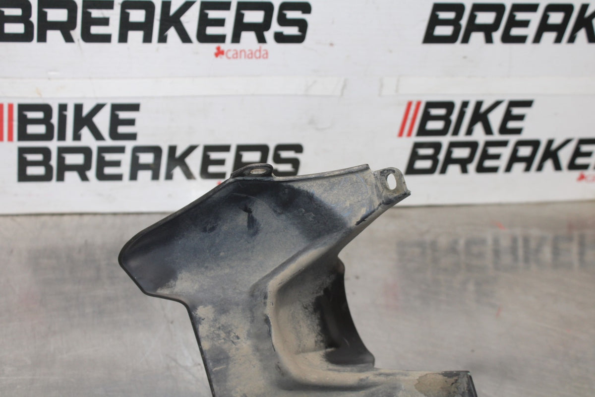 23-24 YAMAHA MT-07 REAR BACK DRIVE CHAIN GUARD COVER SHIELD BB927
