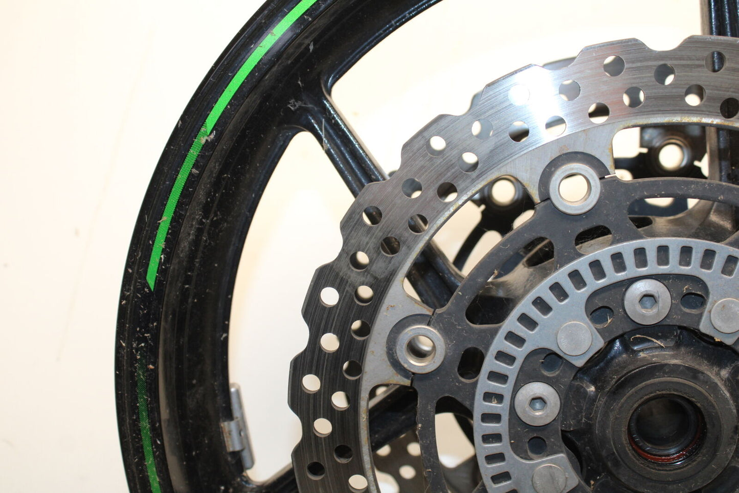 12-17 KAWASAKI ER-6N Z650 FRONT RIM FRONT WHEEL BB709