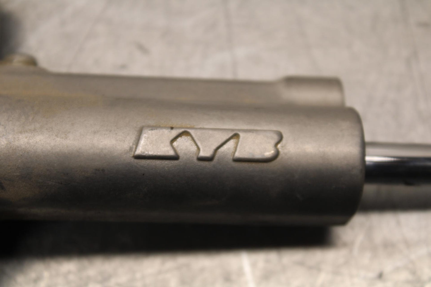 2015 Suzuki GSXR750 STEERING DAMPER STABILIZER BB595