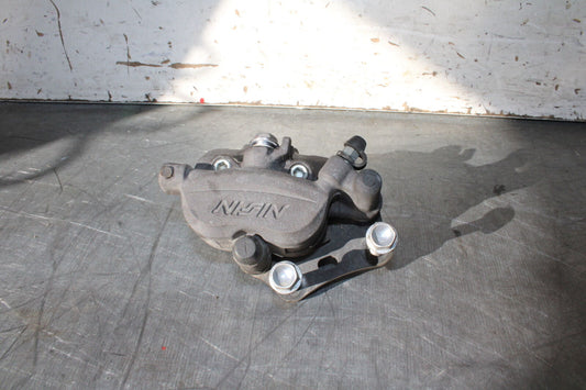 19-22 KAWASAKI Z400 RIGHT FRONT BRAKE CALIPER BB708