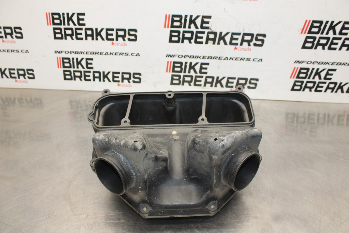 98 KAWASAKI NINJA ZX6 AIRBOX AIR INTAKE FILTER BOX BB870