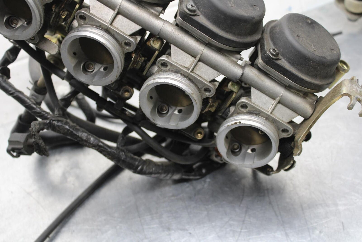2007 Yamaha YZF R6S MAIN FUEL INJECTORS / THROTTLE BODIES 5SL-13750-00-00 BB594