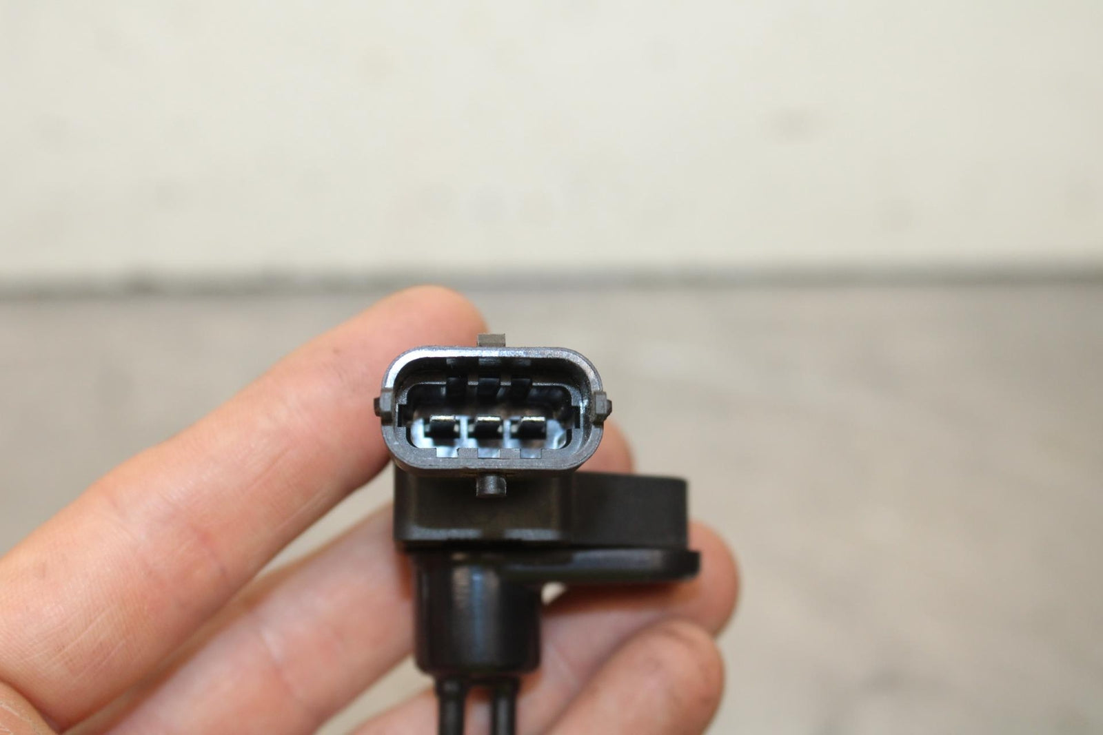 20-23 APRILIA RS660 MAP MASS AIR FLOW, AIR TEMP, PRESSURE SENSOR  BB643