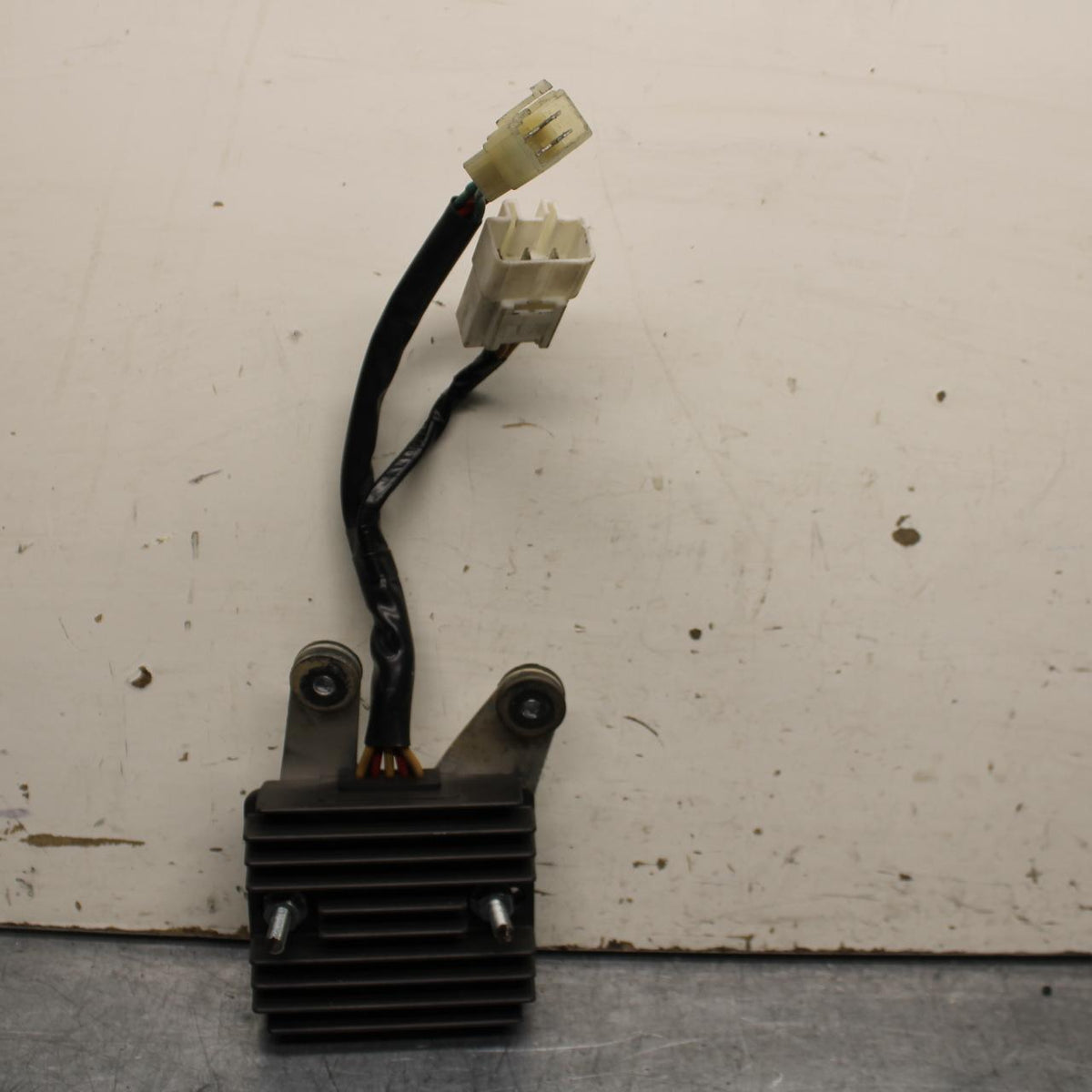 03-04 HONDA CBR600RR RECTIFIER VOLTAGE REGULATOR 31600-MEE-872 BB628