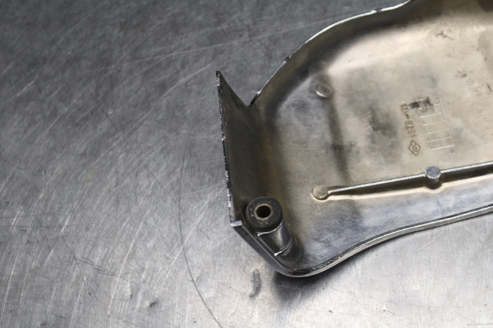 00 SUZUKI INTRUDER 1500 VL1500 ENGINE COVER BB761