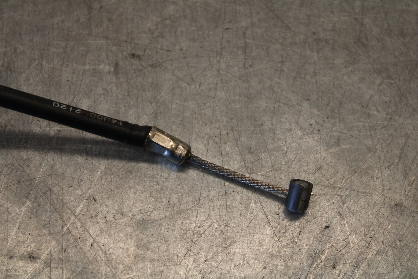 11-24 SUZUKI GSXR750 CLUTCH CABLE LINE BB687
