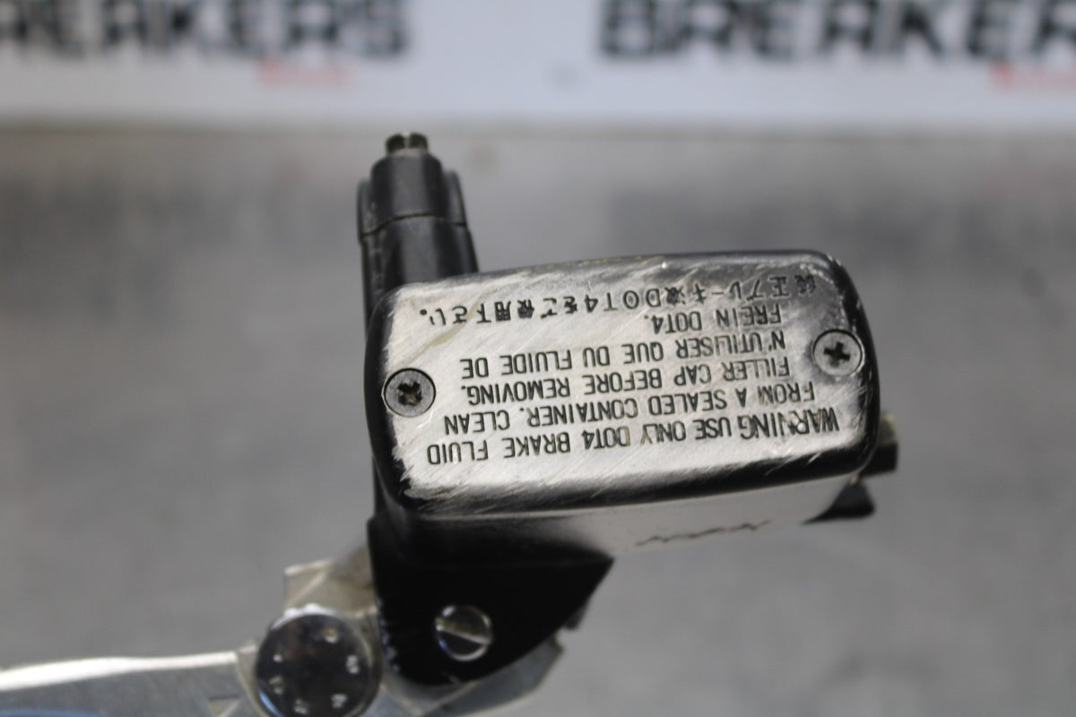 05-06 HONDA CBR600RR FRONT BRAKE MASTER CYLINDER w/ LEVER BB893