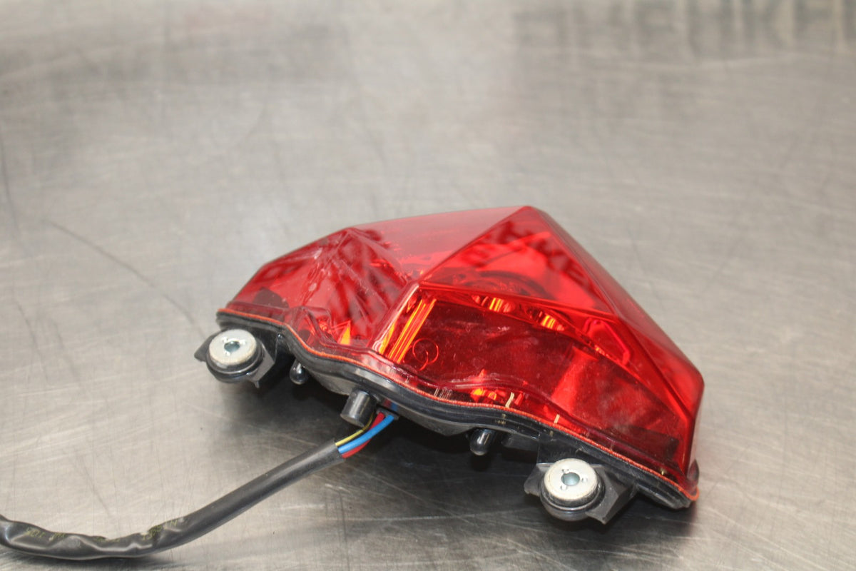 12-16 KAWASAKI NINJA 650 EX650F ABS REAR TAIL TAILLIGHT BACK BRAKE LIGHT BB860