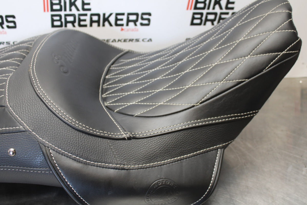 18 INDIAN ROADMASTER HEATED FRONT REAR SADDLE SEAT BB191