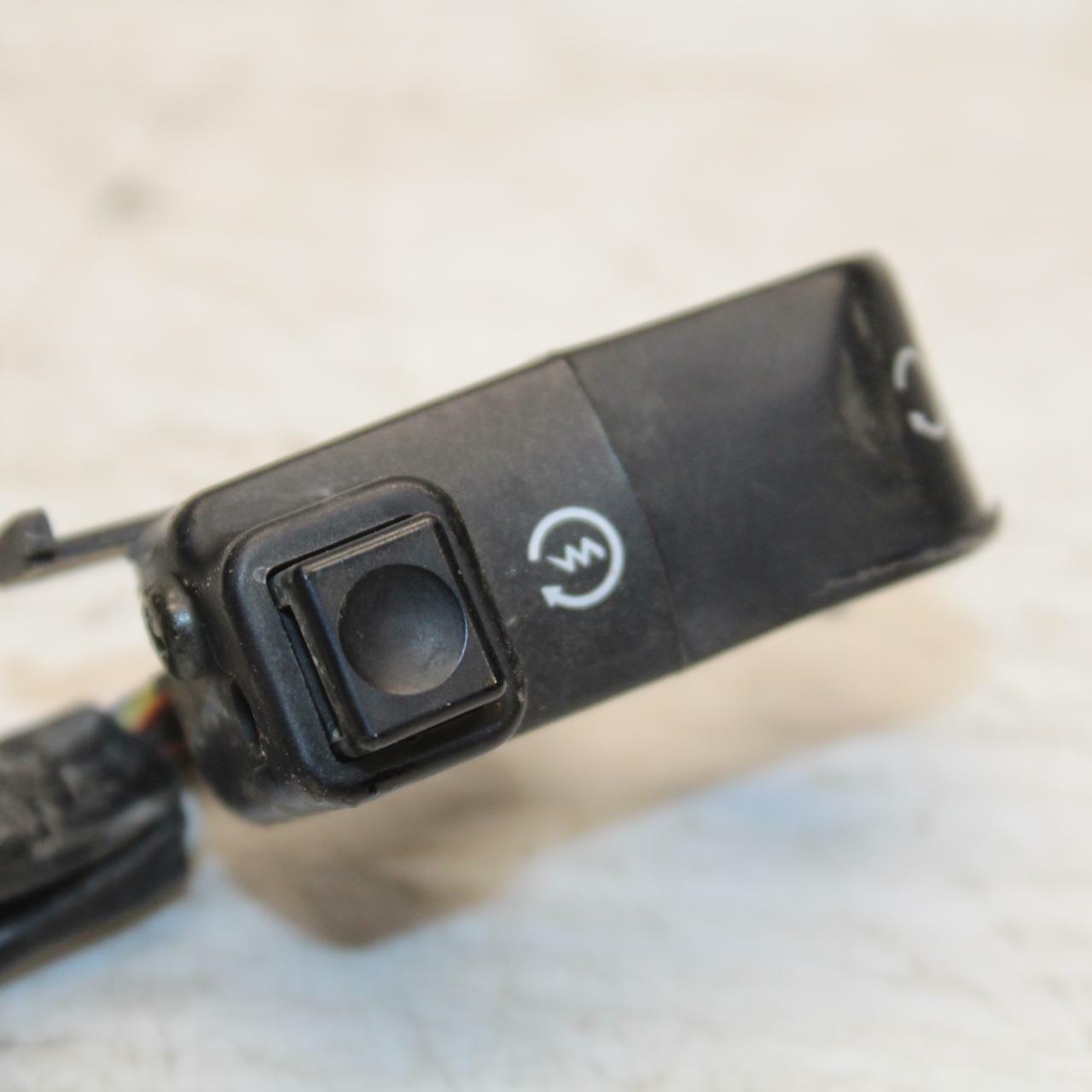 04-05 HONDA CBR1000RR RIGHT CLIP ON HANDLE KILL OFF START SWITCH SWITCHES BB285