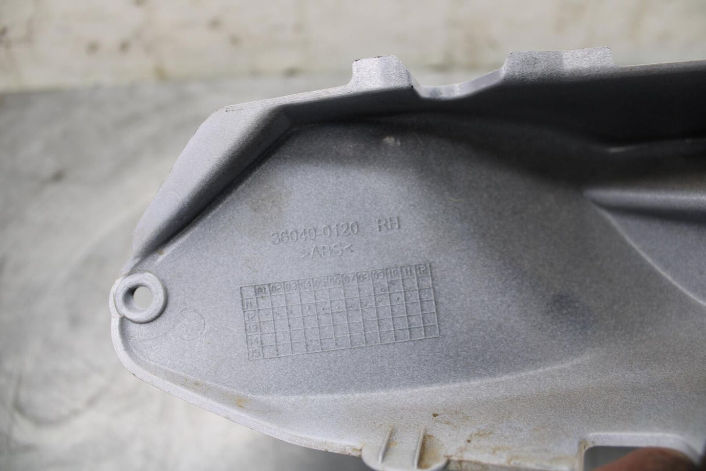 12-17 KAWASAKI NINJA 650 RIGHT REAR BACK TAIL FAIRING COWL SHROUD BB470