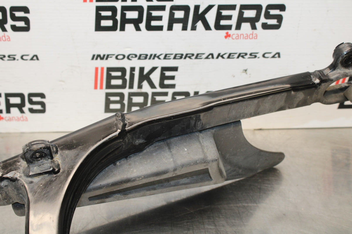 07 HARLEY-DAVIDSON SPORTSTER 1200 CUSTOM XL1200C SWINGARM SUSPENSION ARM BB833