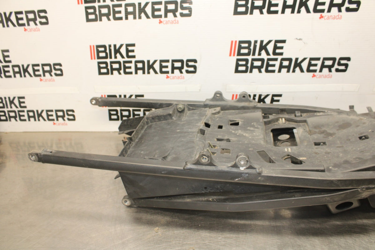 03 YAMAHA YZF R1 REAR SUBFRAME BACK SUB FRAME BB895