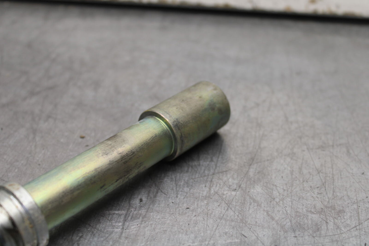 22-24 YAMAHA XSR900 FRONT WHEEL RIM AXLE PIVOT BOLT BB710