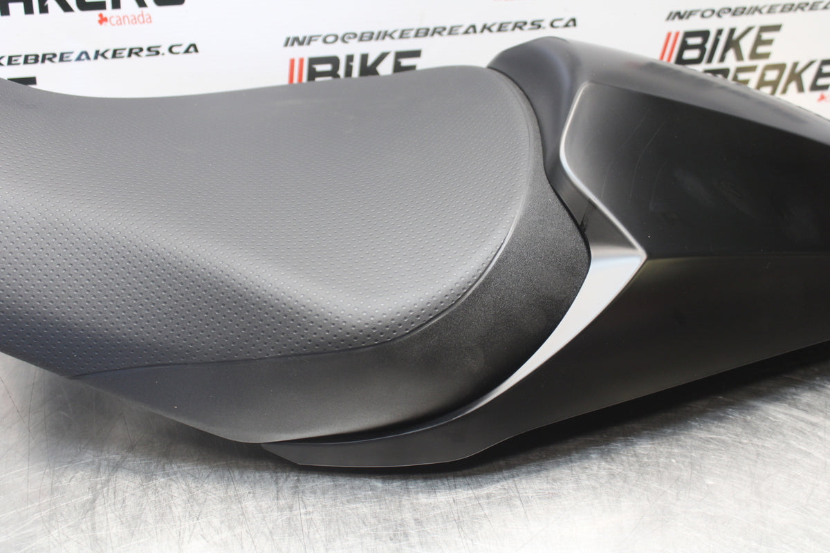 23-24 KAWASAKI NINJA ZX14R NEW TAKE OFF!! FRONT REAR SEAT SADDLE BB169