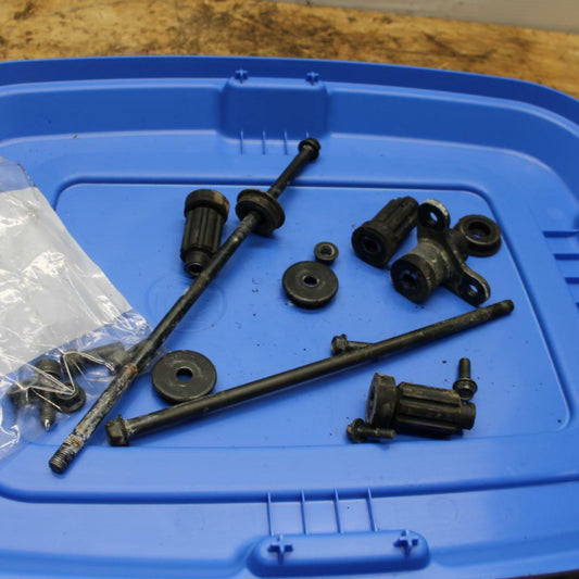 05-08 KAWASAKI VULCAN 1500 VN1500N CLASSIC ENGINE MOUNTING BOLTS HARDWARE BB343