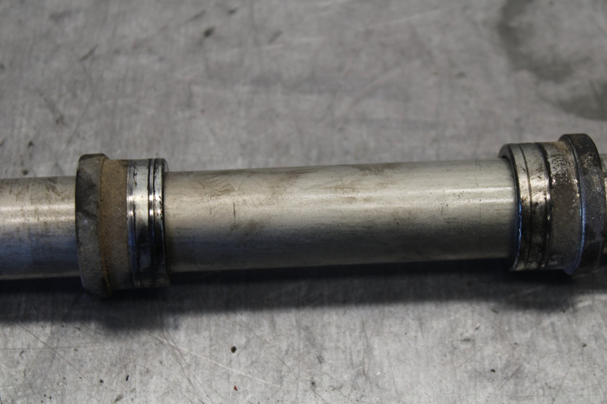 07-09 YAMAHA FZ6 FRONT WHEEL RIM AXLE PIVOT BOLT BB713