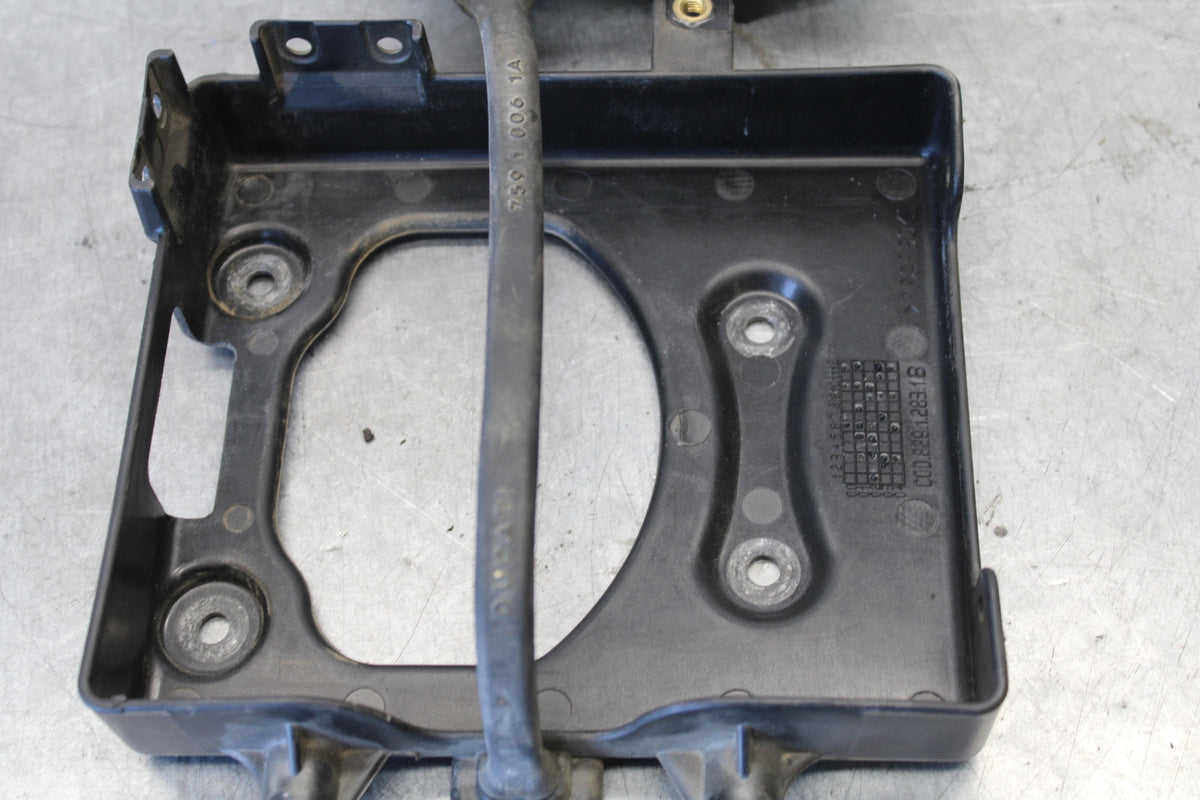 06-07 DUCATI MONSTER 695 REAR BACK TAIL UNDERTAIL BATTERY TRAY PLASTIC BB674